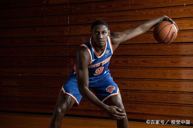 NBA历史新篇章！四位老将在新赛季共同迎战第20个赛季